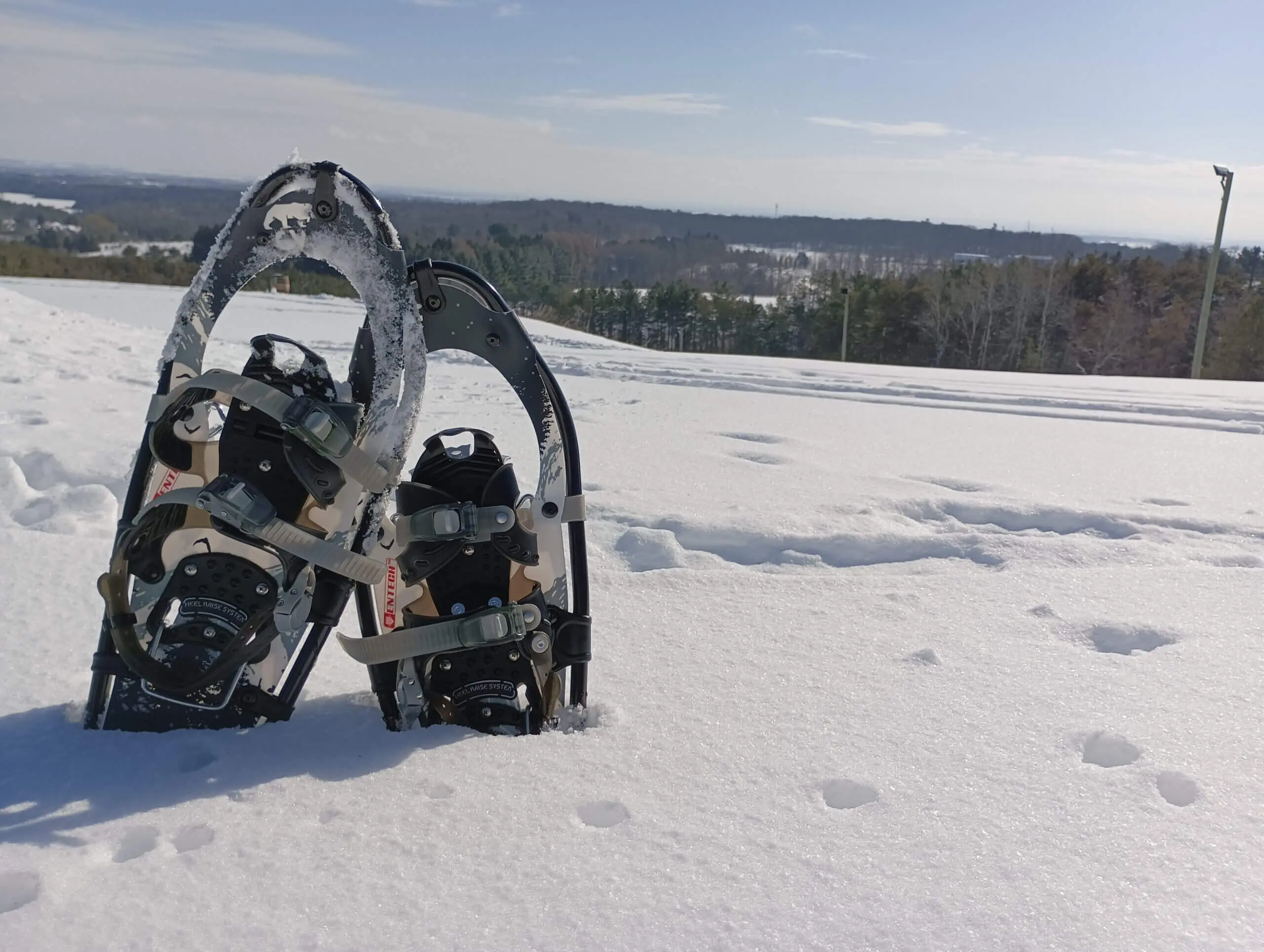 Snowshoe rental Snowshoe rental